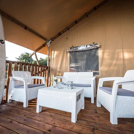 Oasis Camp Portugal Hotel Lagoa  Exterior photo